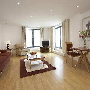 4* Aparthotel Marlin Stratford