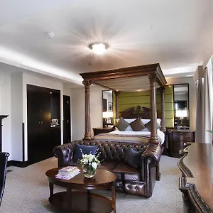 5* Hotel Montcalm Brewery,