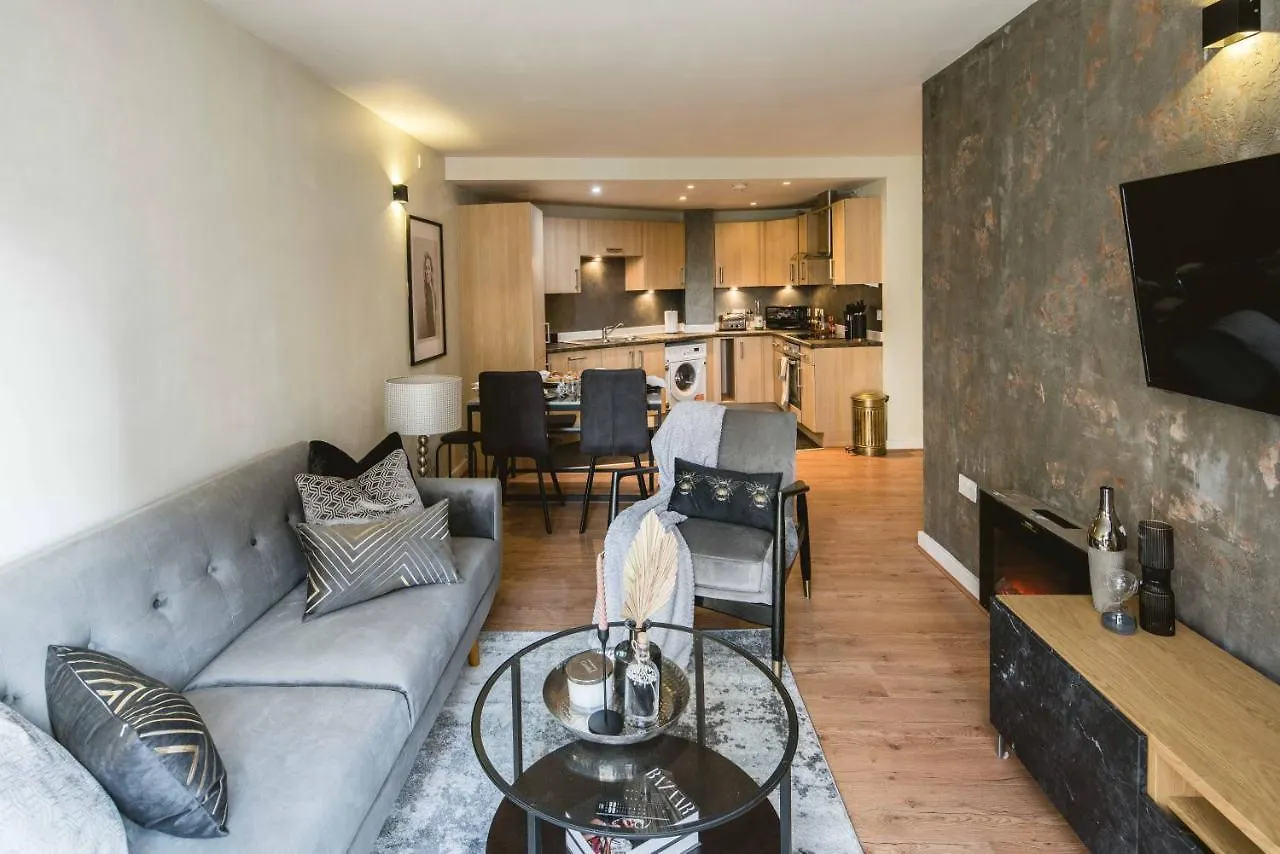 Canary Wharf 2-Bed Luxury Haven London Apartment