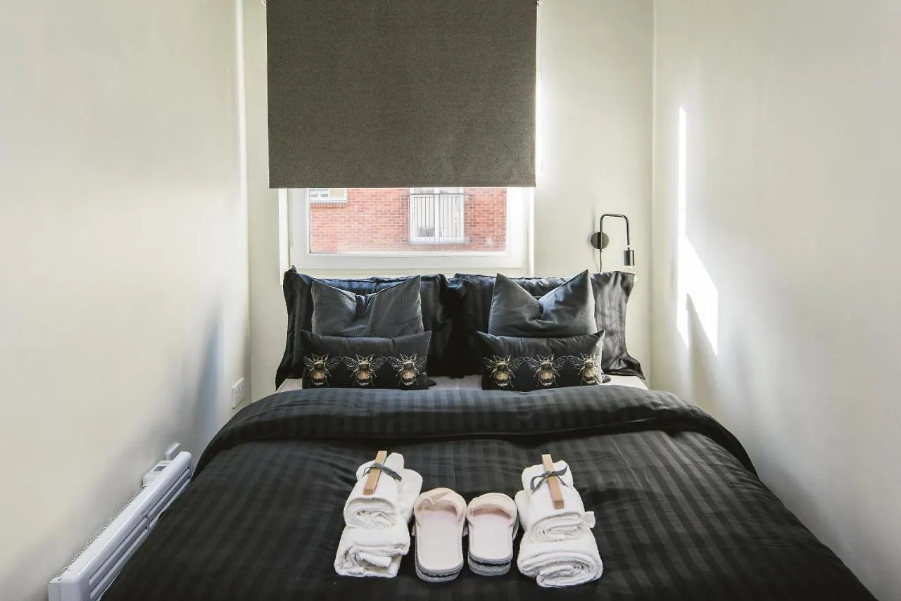 Canary Wharf 2-Bed Luxury Haven London United Kingdom